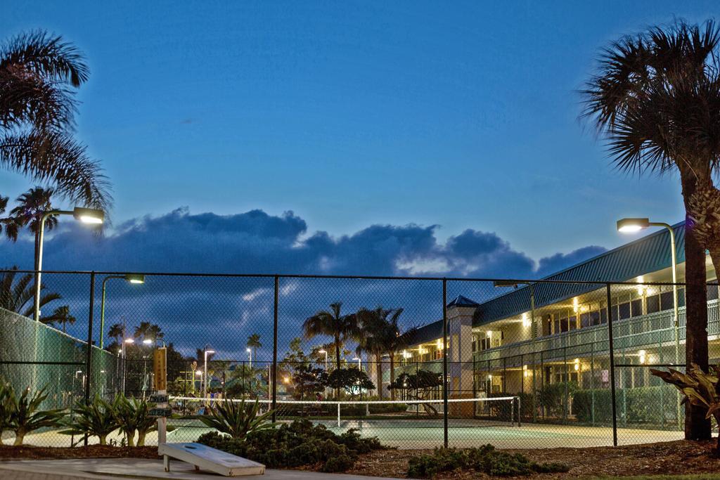 International Palms Resort & Conference Center Cocoa Beach Exterior photo